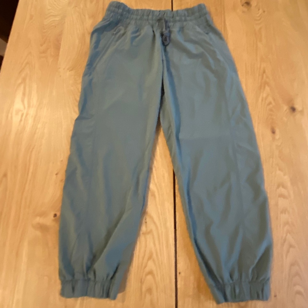 Zella cinched cropped pants women's XS green Stretch‎ Athletic lounge wear